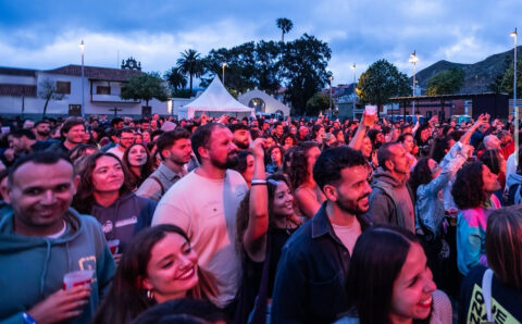 Actuación en vivo del festival. Foto: Soplo de Letras
