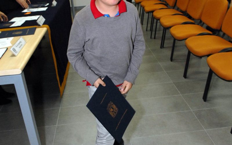 Un niño de nueve años, estudiante de Química
