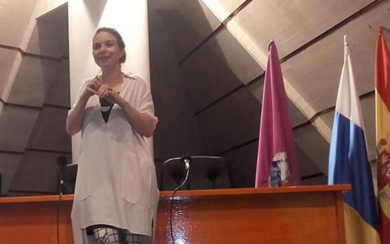 Cristina Hernández, Más que tendencias