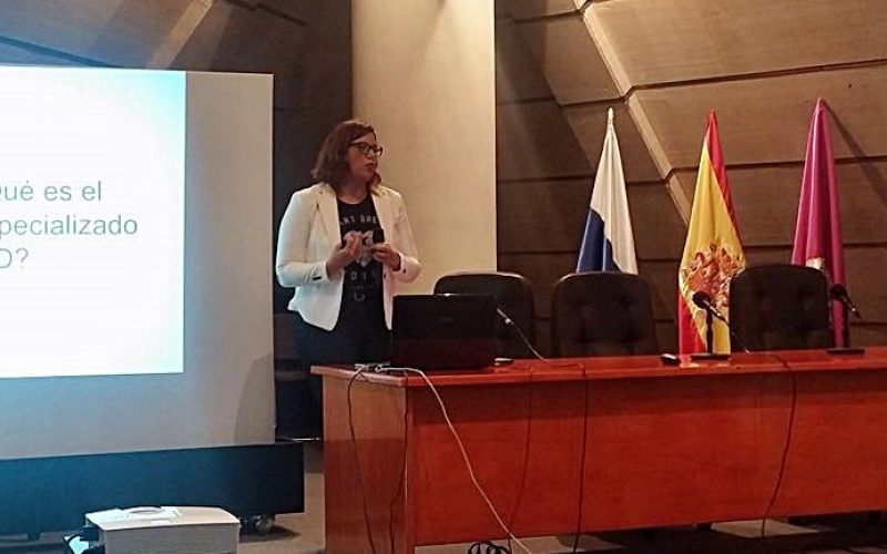 La especialización puede convertirse en el método diferenciador entre nosotros y otros periodistas