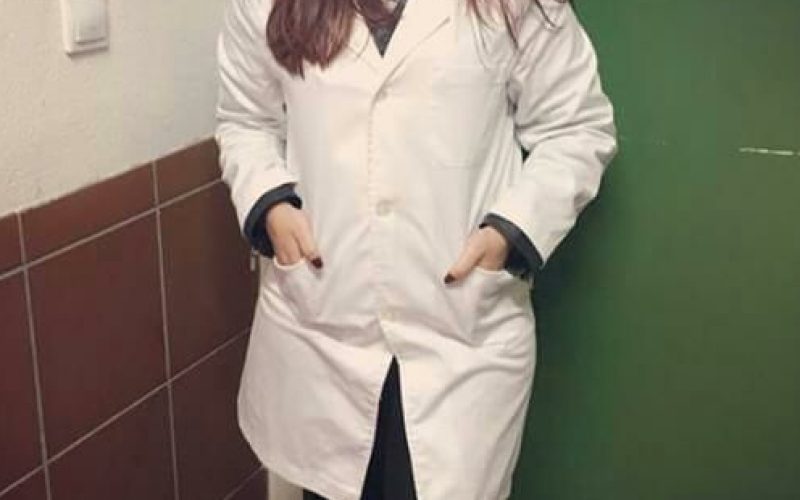 Leticia Fajardo estudiante de Ciencias Ambientales y youtuber