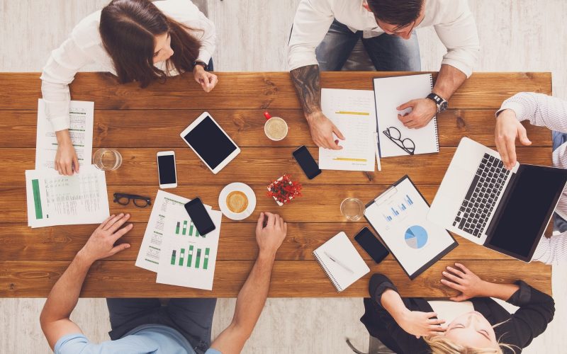 Grupo de personas trabajando