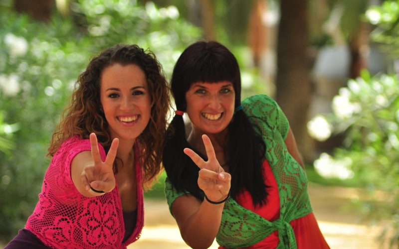 El dúo de música infantil Las Chikitukis