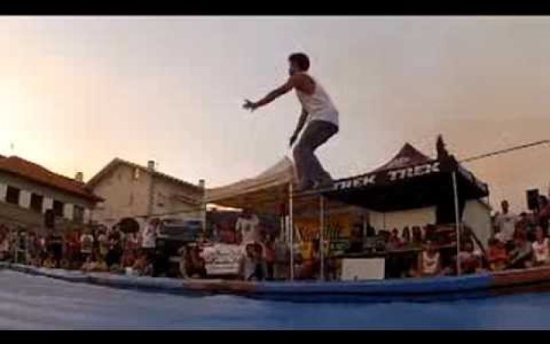 ‘Slackline’: un deporte de equilibrio