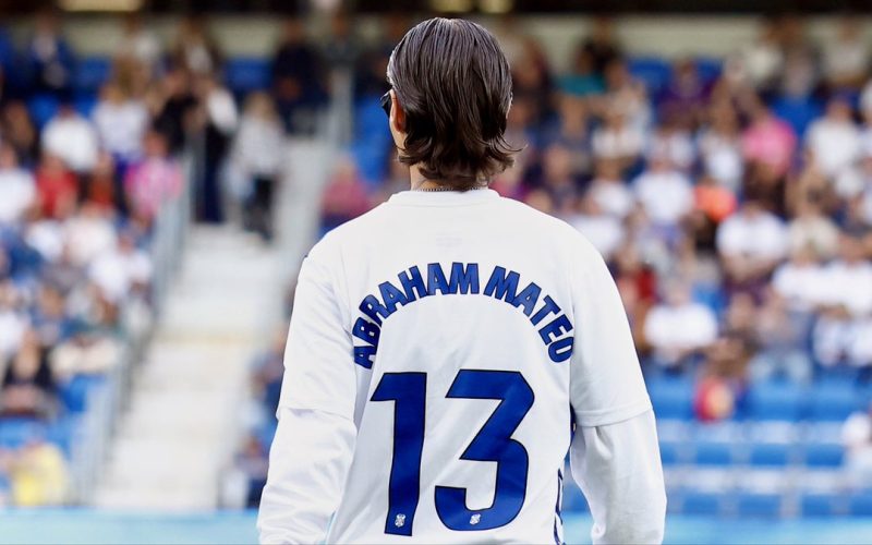 Abraham Mateo convierte la derrota en fiesta tras el Tenerife – Barça