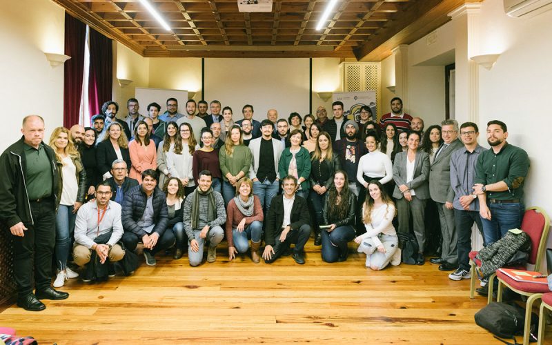 La Fundación DISA beca a 25 jóvenes
