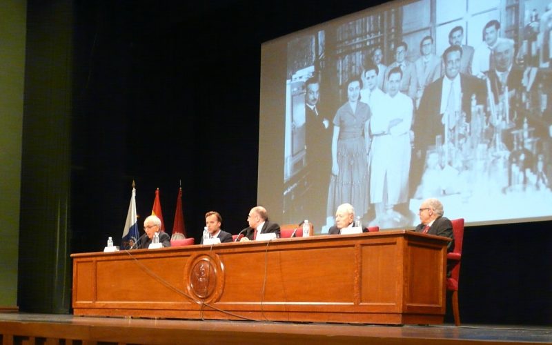 Centenario Antonio González