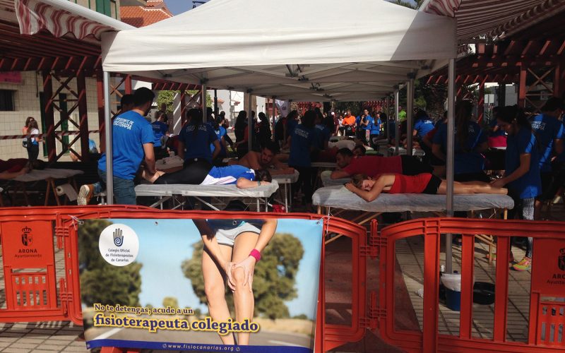 26 alumnos de Fisioterapia participan en el asistencial de la medio maratón de Las Galletas