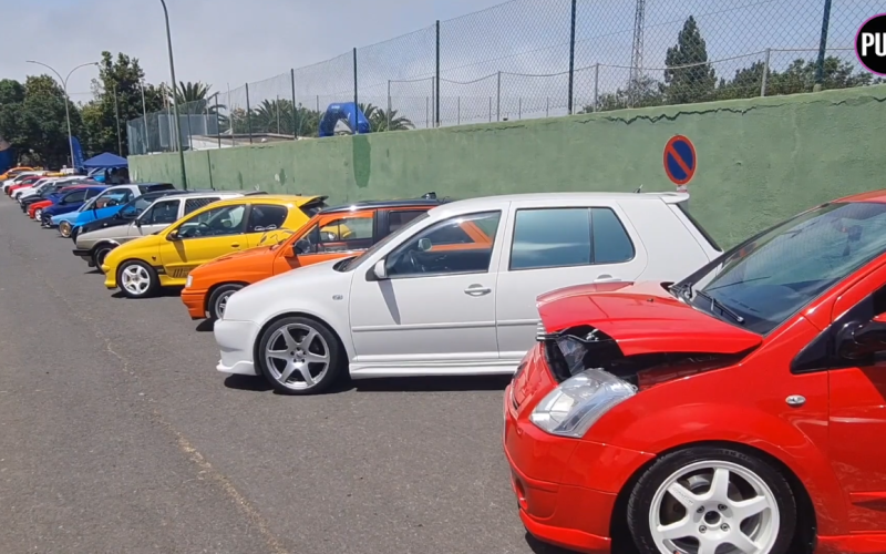 Coches de la I exposición del motor de Palo Blanco. Foto. Cecilia G.