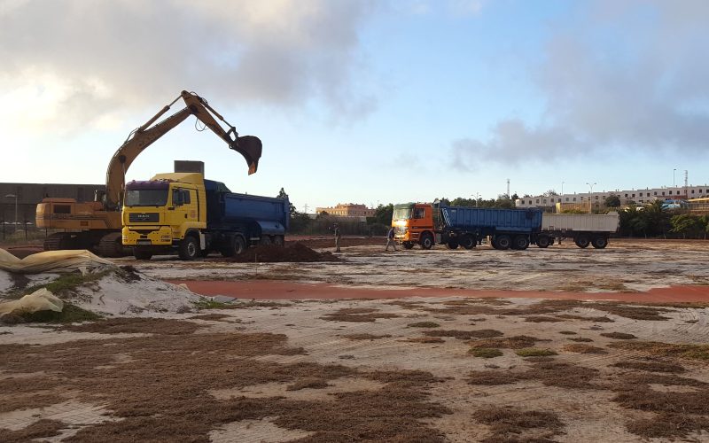 El campo de fútbol de la ULL estrenará césped artificial en enero de 2020