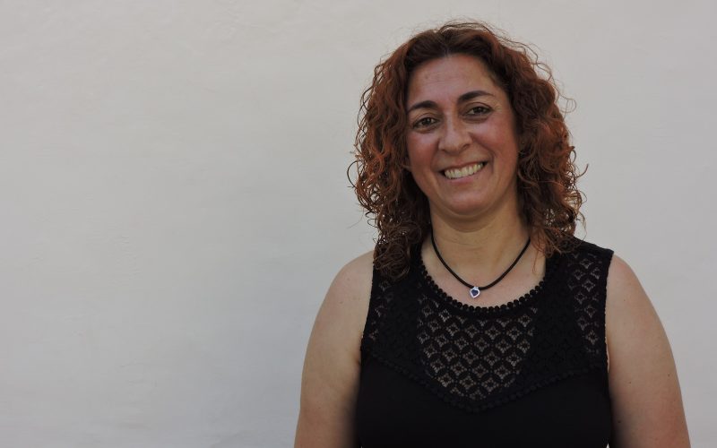 En el año 2000 Raquel Álvarez fue la primera mujer directora general de rondallas de carnaval. Foto: M. Lemus.