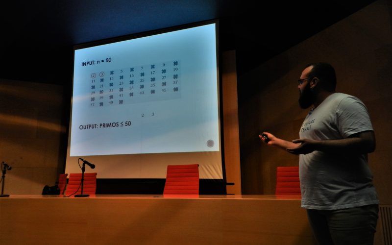 ¿Cómo podemos saber si un número es primo?