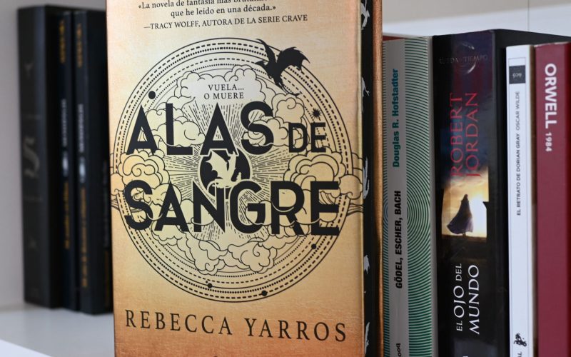 Libro 'Alas de sangre'. Foto: Lucía H.