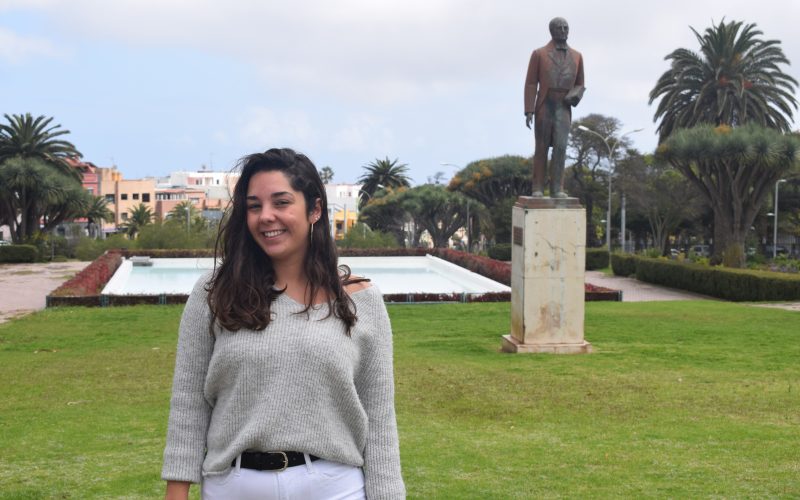 Susana Falcón, componente de Puntalízate