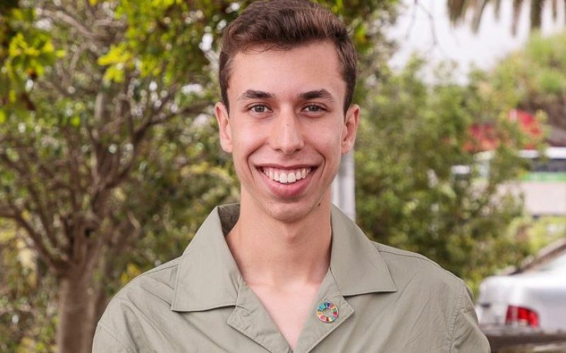 El alumno de la ULL Daniel Hernández, premiado por su Trabajo de Fin de Grado