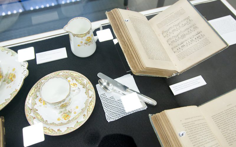 La muestra 'De La cocina a los libros', repasa en la Biblioteca General la alimentación en las Islas