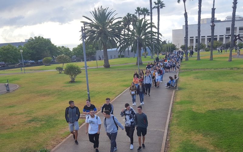 Estudiantes en el Campus de Guajara. EBAU 2019