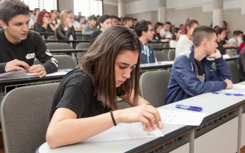 Estudiantes de Santa Cruz de Tenerife, en una de klas pruebas de la EBAU en 2017mienzan hoy miércoles las pruebas de la EBAU