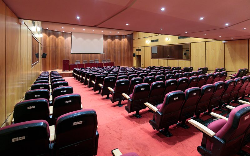 Economicas-Salon-de-Actos-04-1