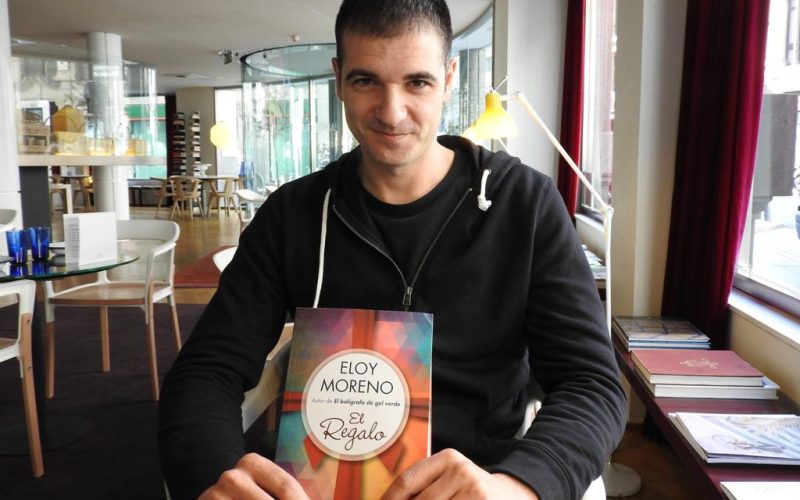 Eloy moreno, autor de la novela 'El regalo'. Foto: PULL
