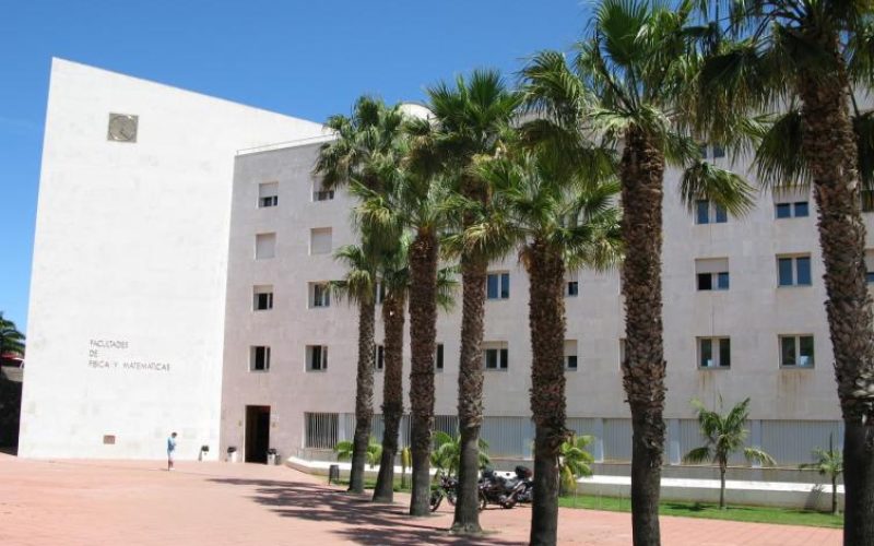 Facultad de Física y Matemáticas