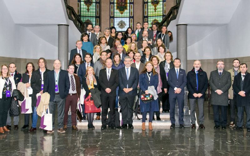 Foto de grupo de los asistentes a esta reunión CRUE de Secretarías Generales celebrada en la Universidad de La Laguna.
