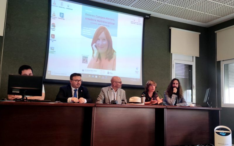 Filología homenajea a Dolores Campos-Herrero