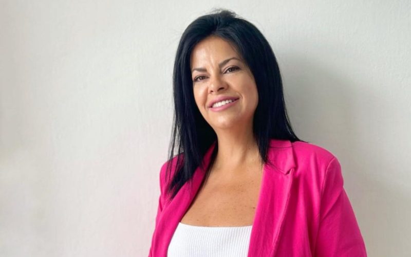 Elena Mendoza