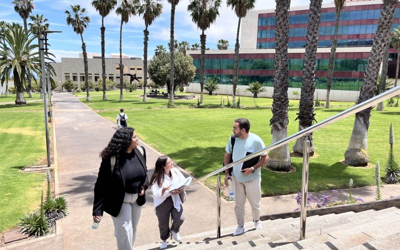 Estudiantes en el Campus de Guajara de la Universidad de La Laguna