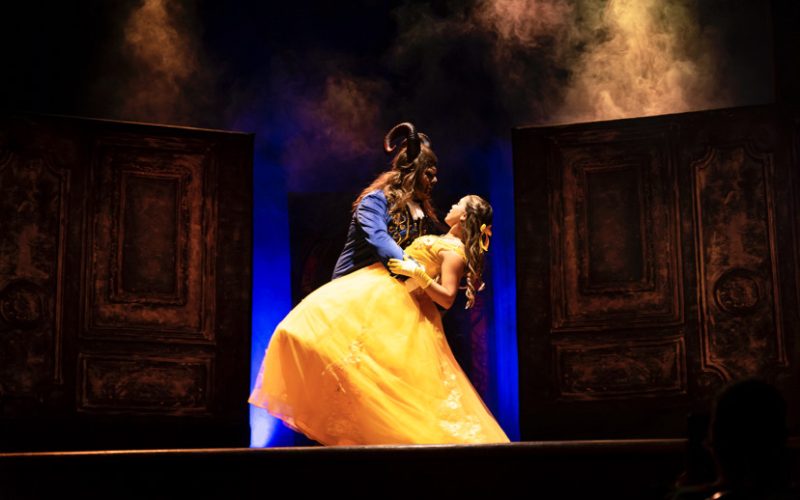 Obra de teatro 'Bella y Bestia son'. Foto: PULL