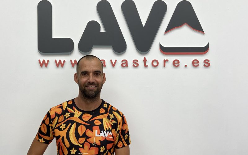 César Rivas, creador de la marca Lava