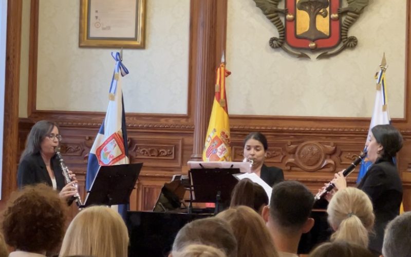 Ensemble Alégora interpretando Trío 2 B-moll. Foto: Victoria H.