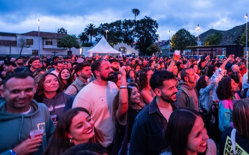 Actuación en vivo del festival. Foto: Soplo de Letras