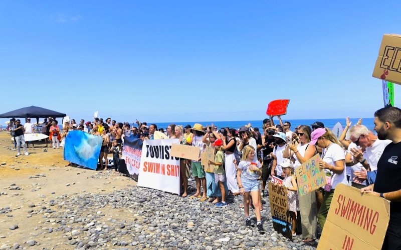 Manifestación contra los vertidos en las Américas