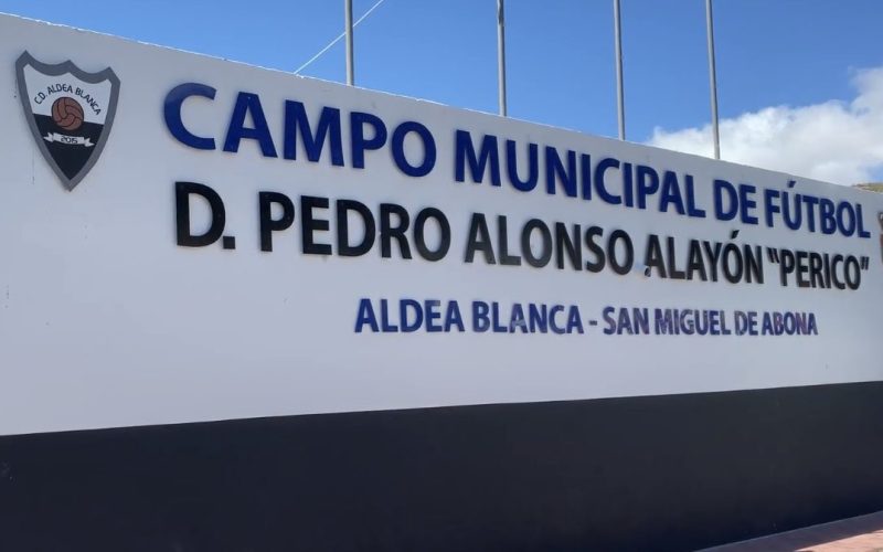Los tres equipos de kickingball de Tenerife, en un torneo con motivo del 8M