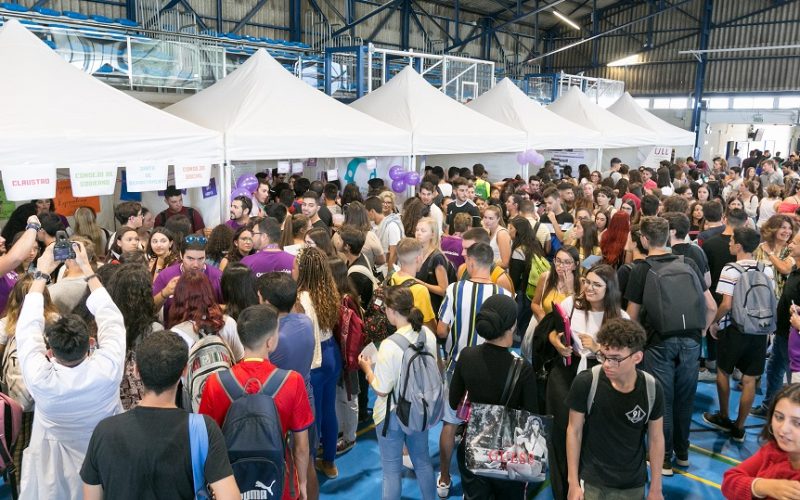Éxito de la primera feria de bienvenida al nuevo alumnado de la ULL