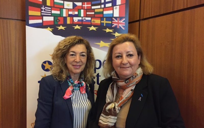 Margarita Ramos y Valérie Parra en el acto conmemorativo del Día de Europa