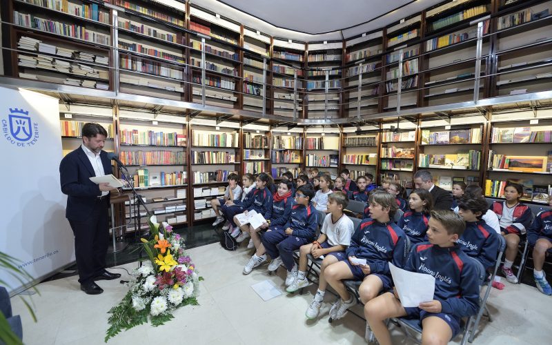Maratón de Poesía. Librería del Cabildo