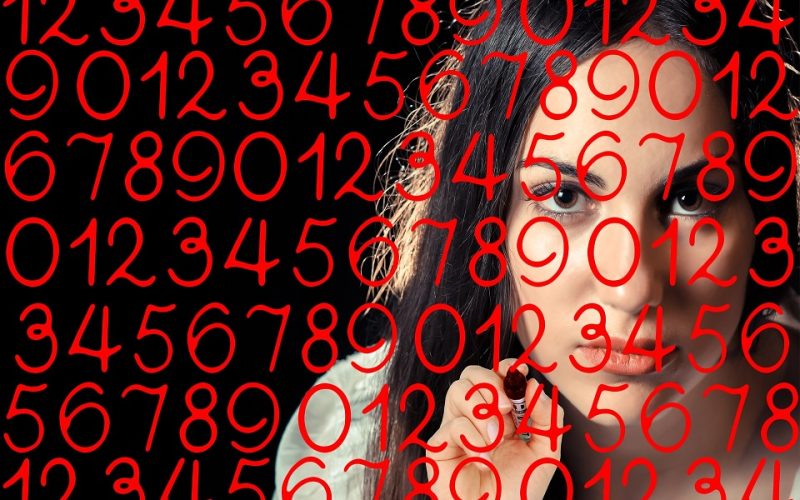 La ULL clausura hoy su ciclo de talleres con ocasión del 50 aniversario de Matemáticas