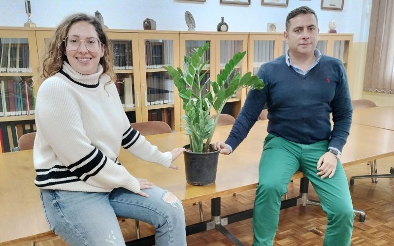 Noelia Cruz y JC Santamarta def-mapa el hierro