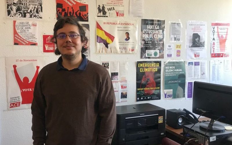 Eduardo Febles,  portavoz de la Asociación Canaria de Estudiantes