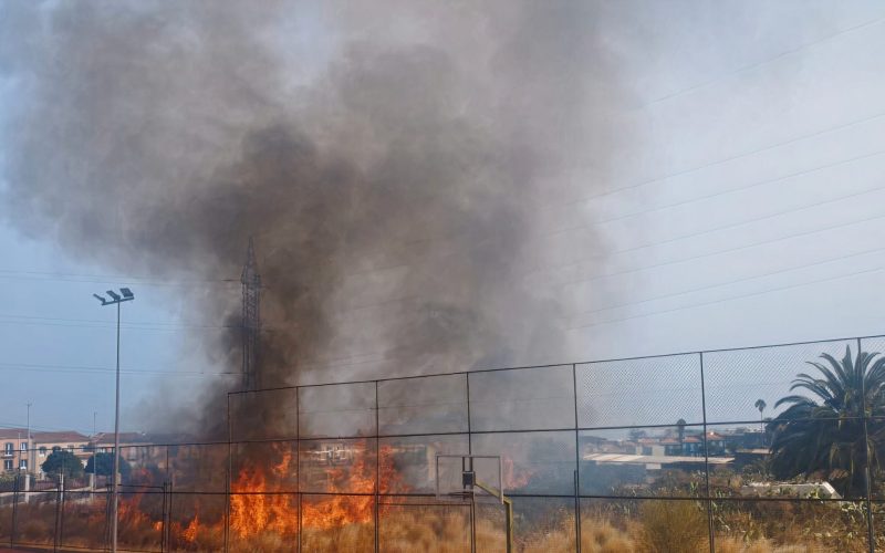 Incendio próximo a la residencia universitaria Parque de las Islas