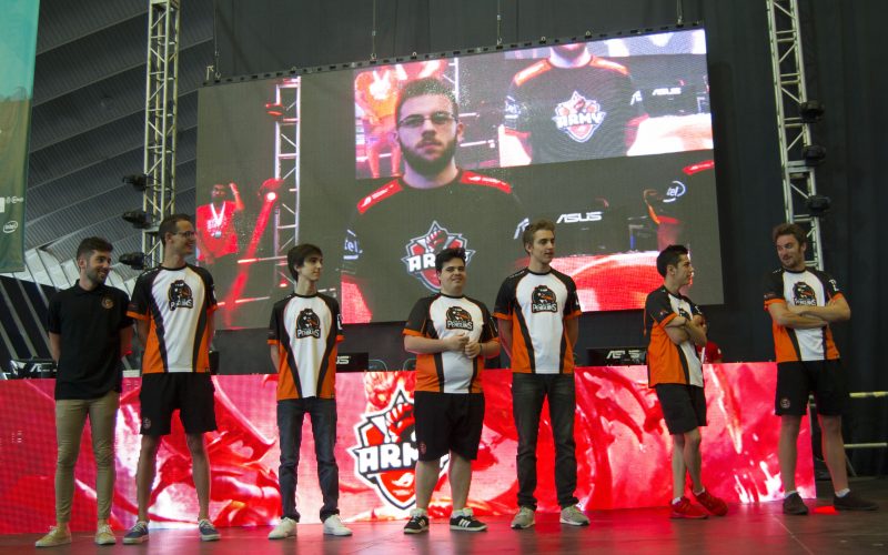 The G-Lab Penguins se alza con la victoria en el ROG Island of Legends