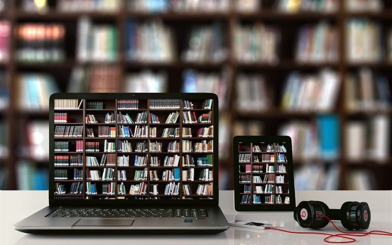 El ciclo "Filósofas en streaming" se lleva a cabo a través de Internet debido a la actual situación sanitaria. Foto: PULL