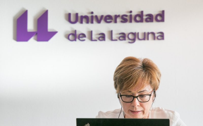 Rosa Aguilar, rectora de la Universidad de La Laguna