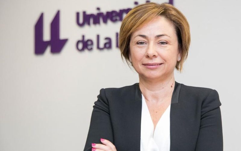 Rosa Aguilar, rectora de la ULL