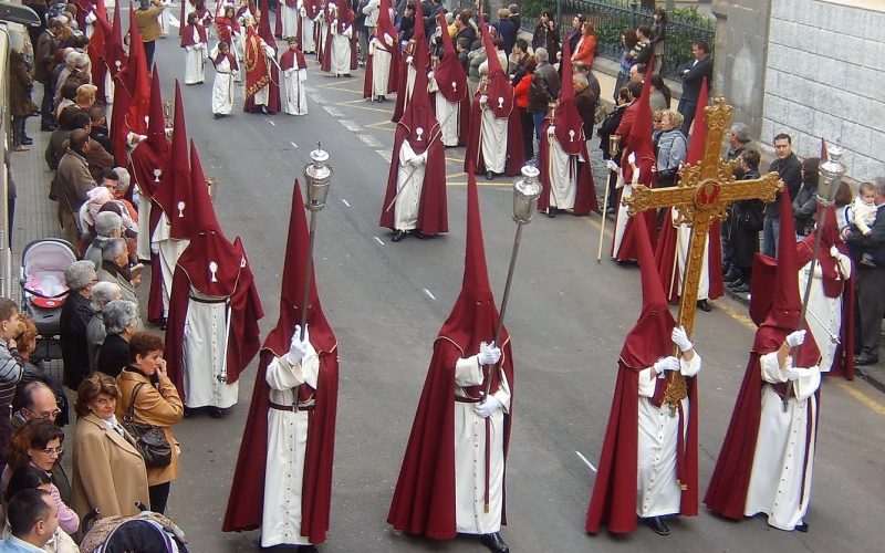 Paso procesional en La Laguna