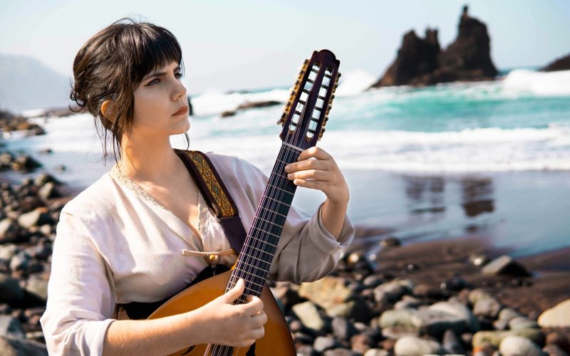 Sara López: «Me siento libre y completa cuando compongo música ‘gaming'»