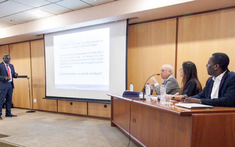 Nbaye Ba, nuevo doctor por la Universidad de La Laguna aguna su tesis doctoral, en la que analizó las posibilidades de desarrollo futuro del sector del turismo de salud e