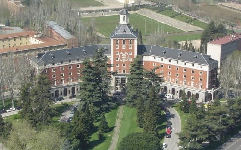 UNIVERSIDAD COMPLUTENSE